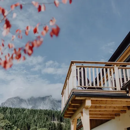 Naturchalet Höflehner - Charming Hideaway&summercard * Ramsau am Dachstein