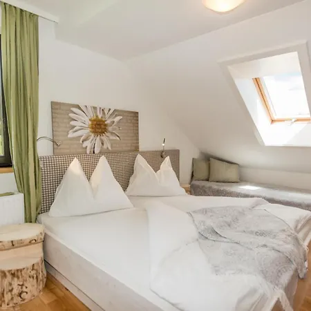 Naturchalet Hoeflehner - Charming Hideaway & Summercard 람자우 암 다흐스타인