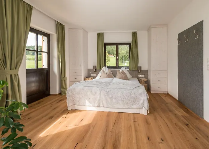 Naturchalet Höflehner - Heimgefühl&ruhelage An Loipe&wanderweg Ramsau am Dachstein