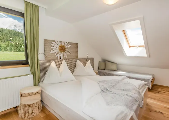 Naturchalet Höflehner - Heimgefühl&ruhelage An Loipe&wanderweg Ramsau am Dachstein